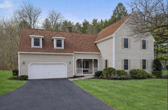 15 Great Plain Ave, Wellesley, MA 02482 — sold by Jenna Levin