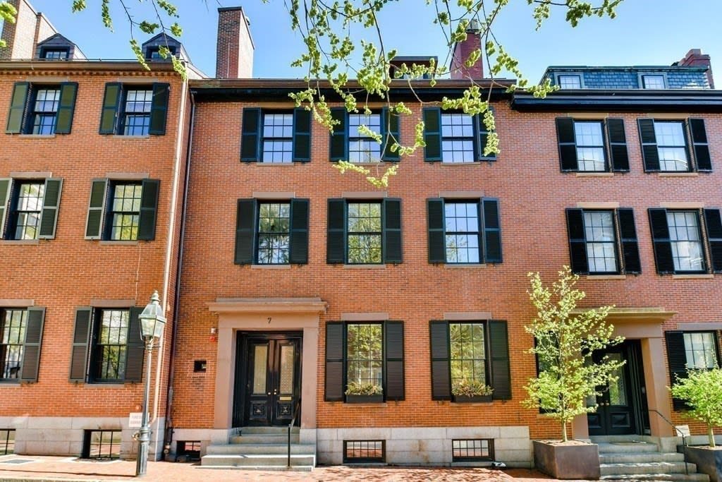 7 Mount Vernon Street, Boston, MA 02108 — sold by Jenna Levin