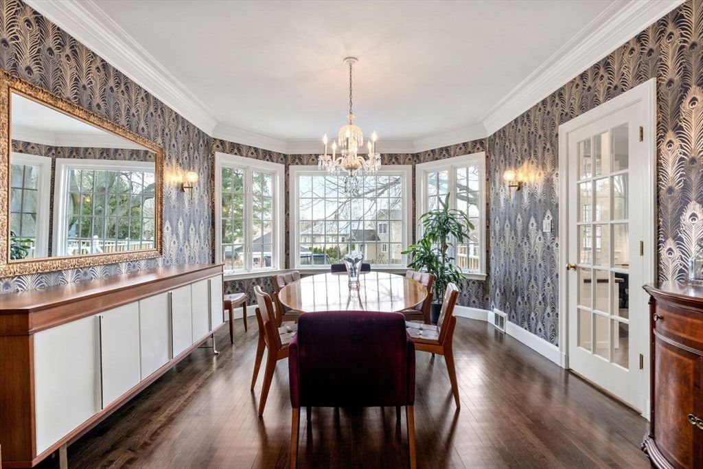 34 Hammond St, Newton, MA 02467 — sold by Jenna Levin