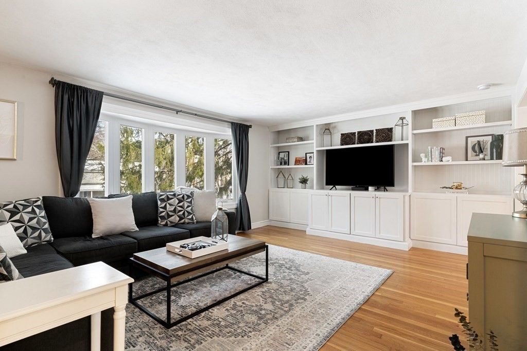 17 Mark Street, Natick, MA 01760 — sold by Jenna Levin