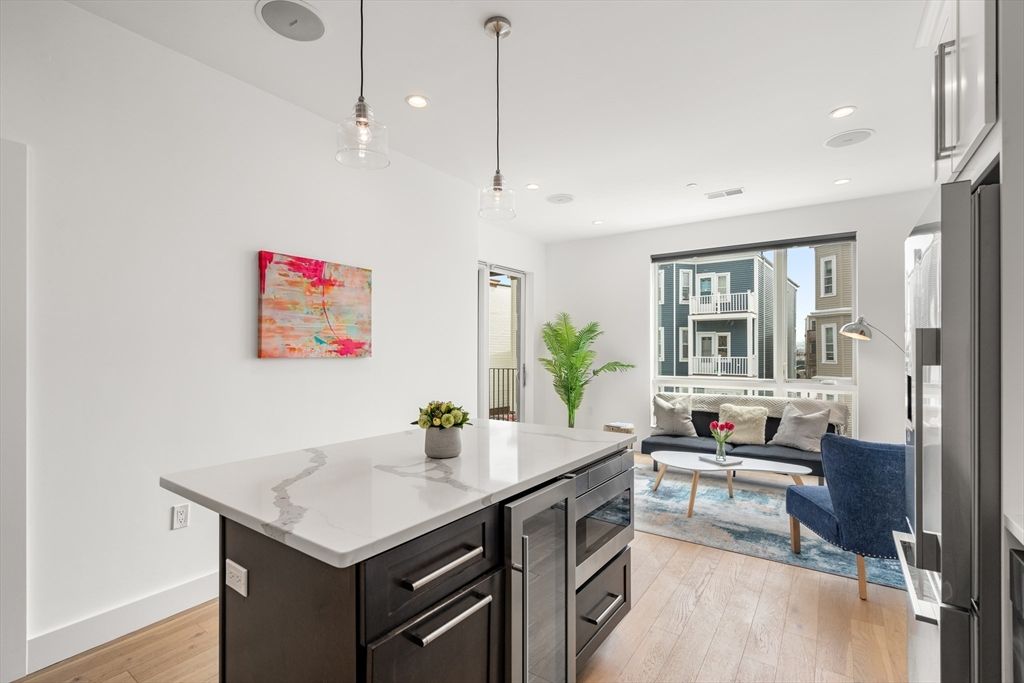 946 Saratoga St # 204, Boston, MA 02128 — sold by Jenna Levin