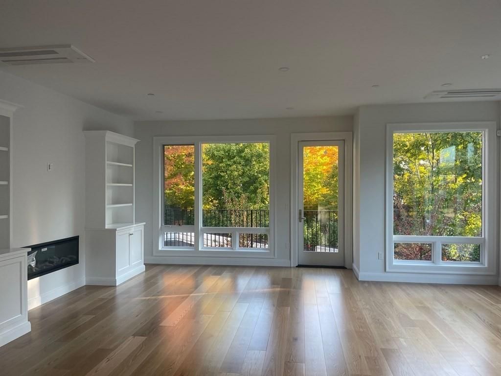 400 Hunnewell St Unit: 202, Needham, MA 02494 — sold by Jenna Levin