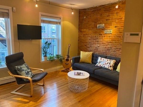 9 Concord Square # 3, Boston, MA 02118 — leased by Jenna Levin