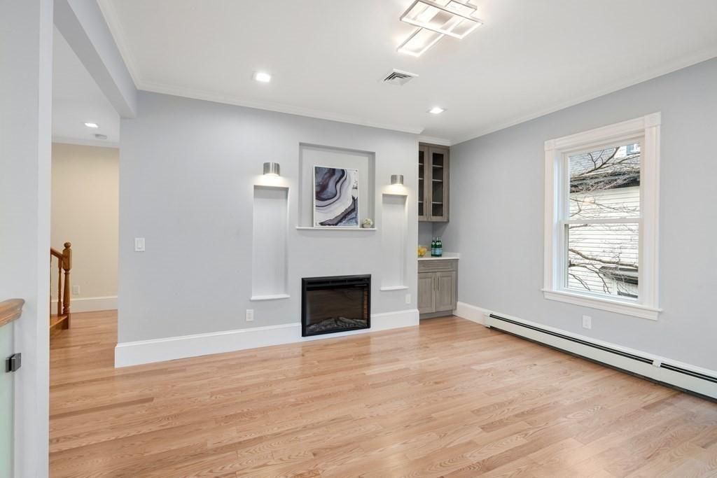 88 Coolidge Unit: 2, Brookline, MA 02446 — sold by Jenna Levin