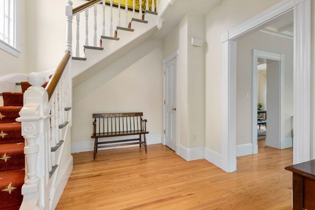 16 Abbott Street, Wellesley, MA 02482 — sold by Jenna Levin