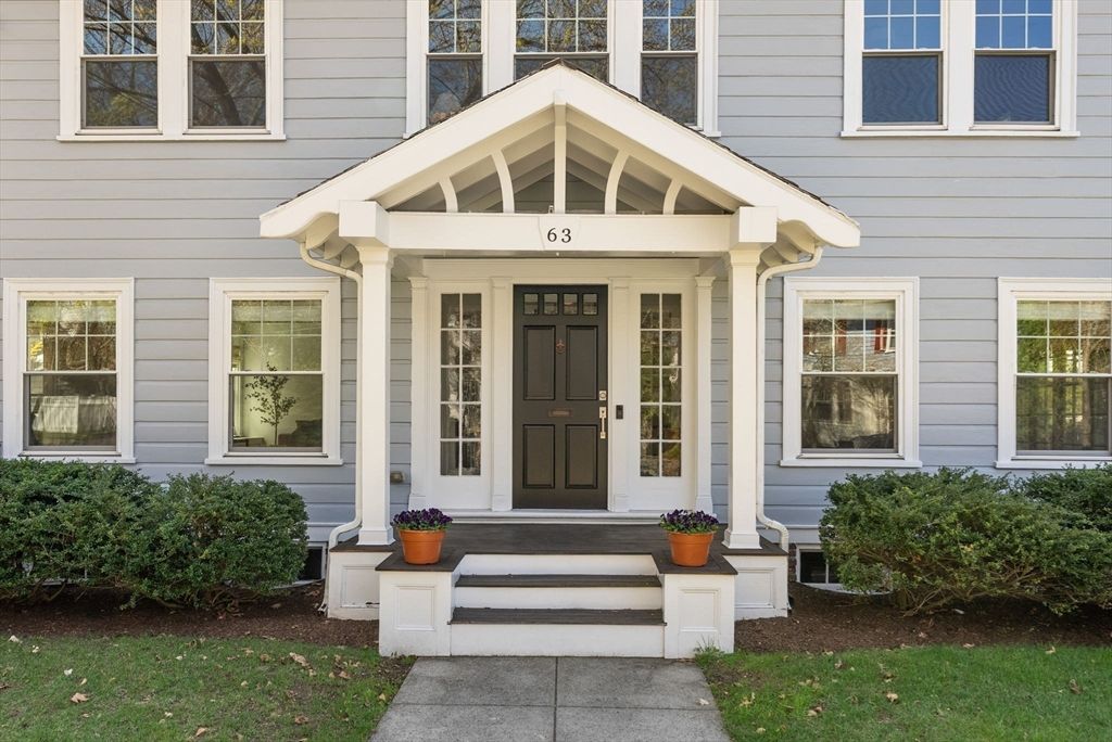 63 Cedar St, Newton, MA 02459 — sold by Jenna Levin