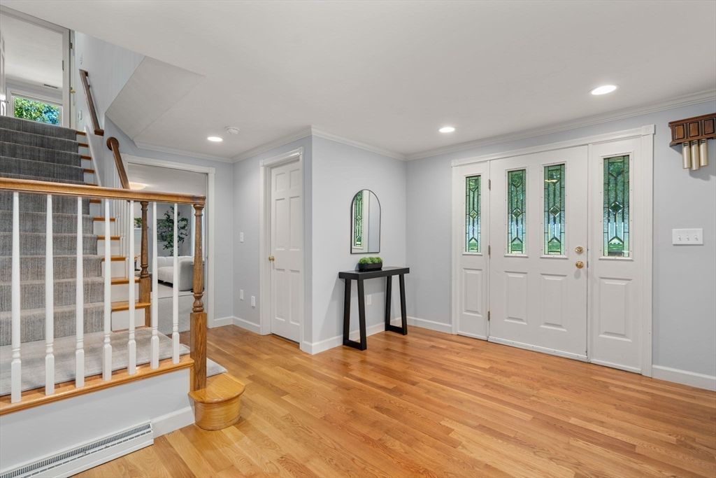 429 Warren St, Needham, MA 02492 — sold by Jenna Levin