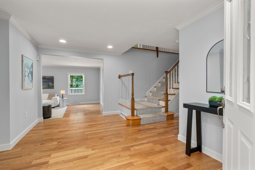 429 Warren St, Needham, MA 02492 — sold by Jenna Levin