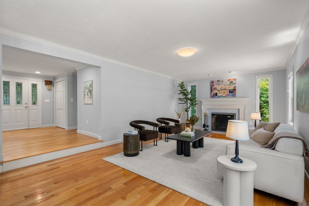 429 Warren St, Needham, MA 02492 — sold by Jenna Levin