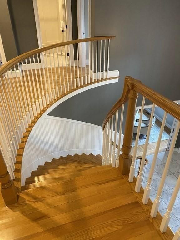 18 Saddlebrook, Wayland, MA 01778 — leased by Jenna Levin