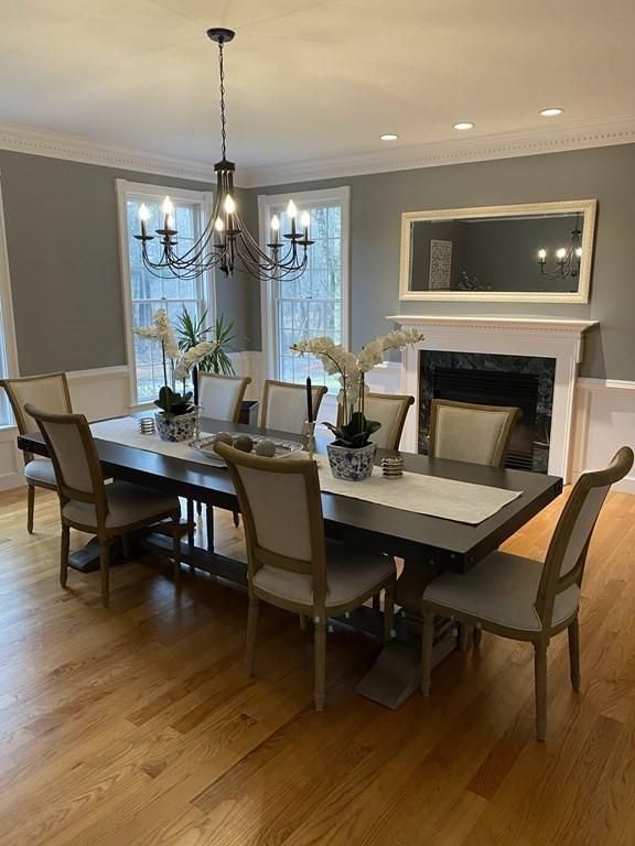 18 Saddlebrook, Wayland, MA 01778 — leased by Jenna Levin