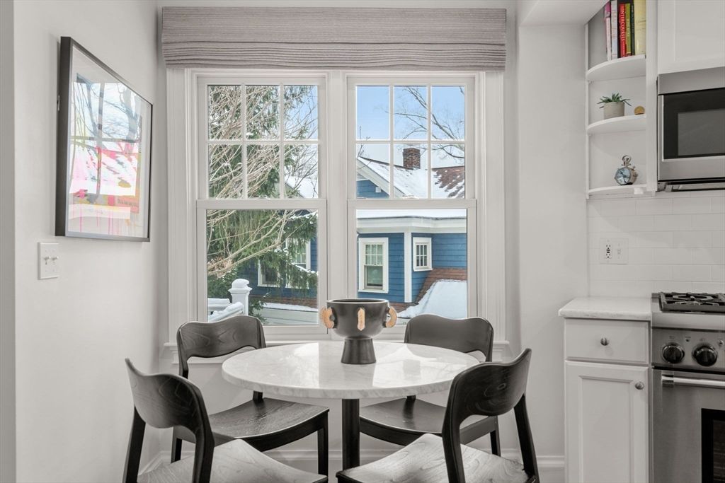 112 Wellesley Ave, Wellesley, MA 02481 — sold by Jenna Levin
