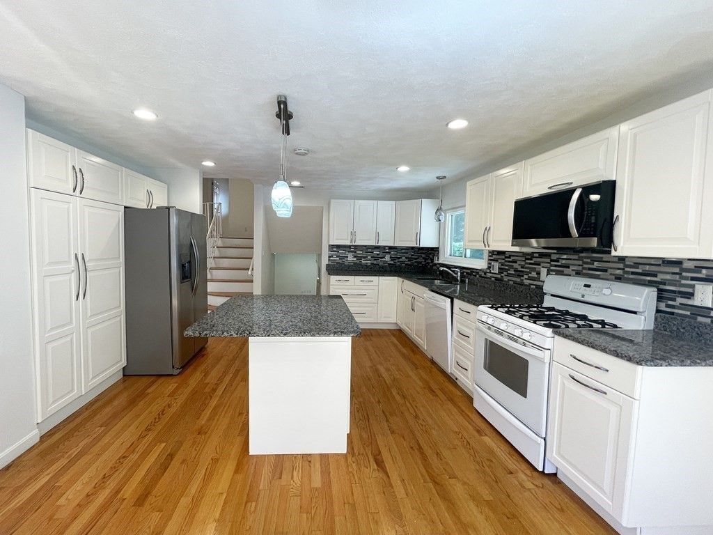 744 Dedham St, Newton, MA 02459 — leased by Jenna Levin