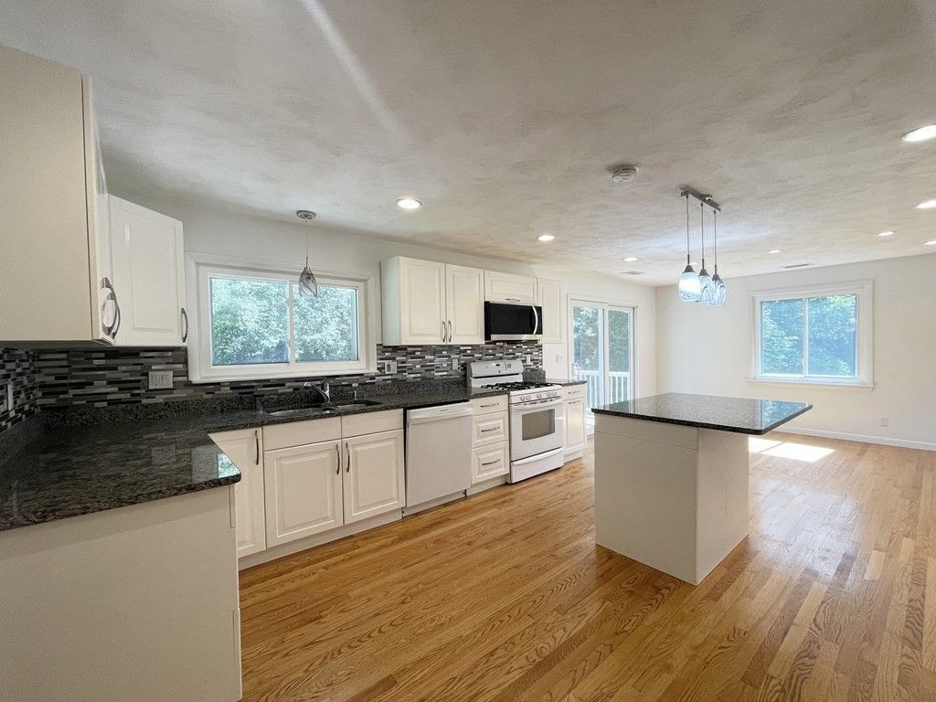 744 Dedham St, Newton, MA 02459 — leased by Jenna Levin