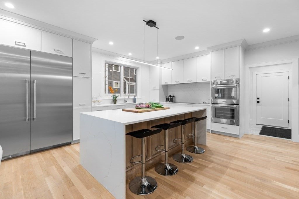66 Bess Rd, Needham, MA 02492 — sold by Jenna Levin
